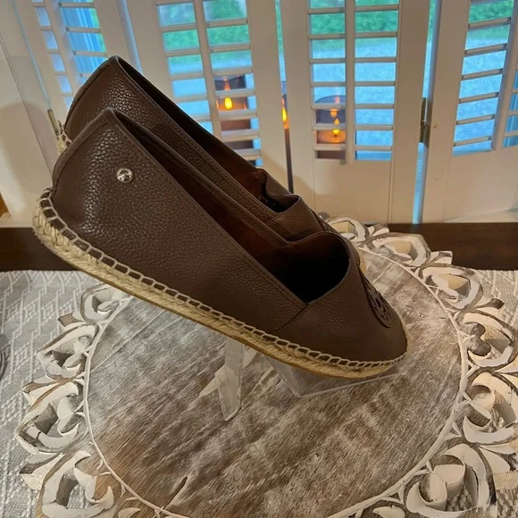 Brighton Leather Shoes - 9 - Picture 3 of 9